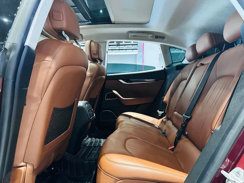 Maserati Levante — фото 14