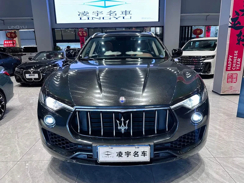 Maserati Levante — фото 2