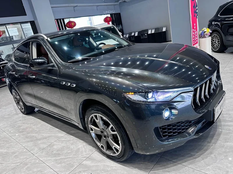 Maserati Levante — фото 3