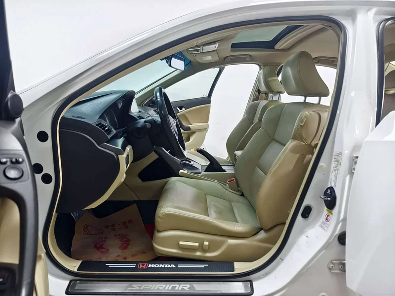 Honda Spirior — фото 11