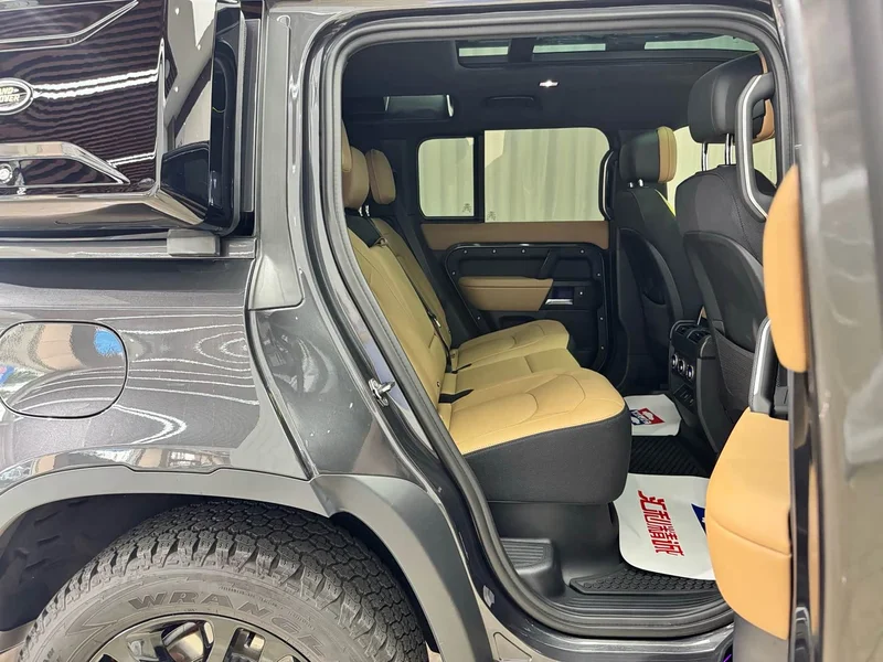 Land Rover Defender — фото 17