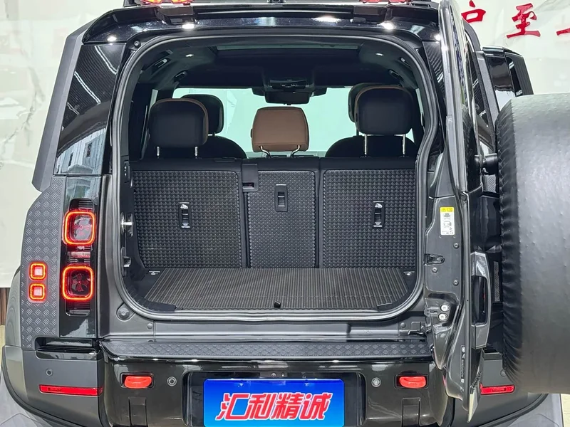 Land Rover Defender — фото 20