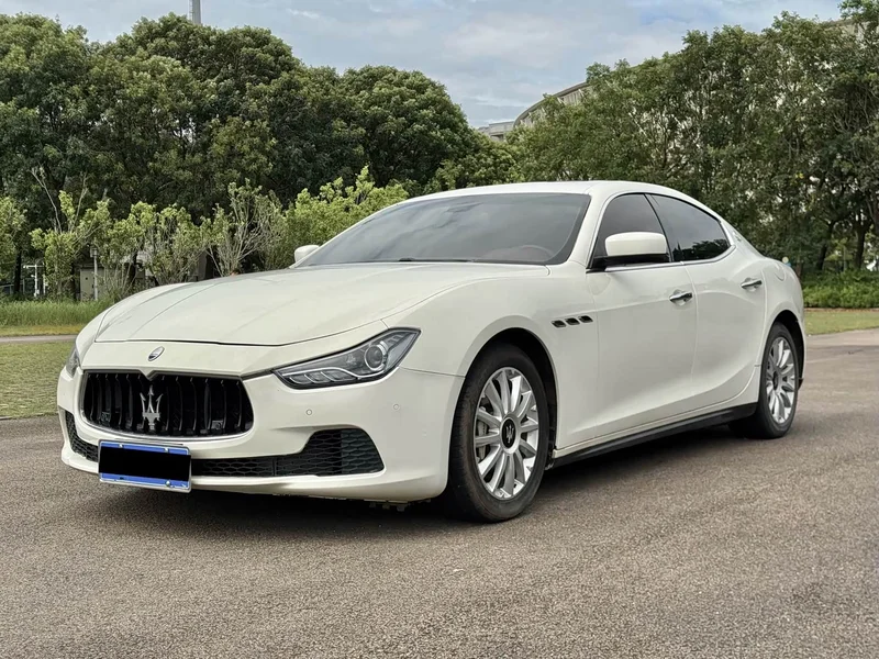 Maserati Ghibli — фото 1