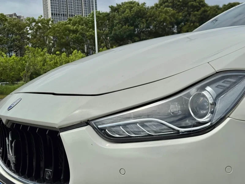 Maserati Ghibli — фото 10