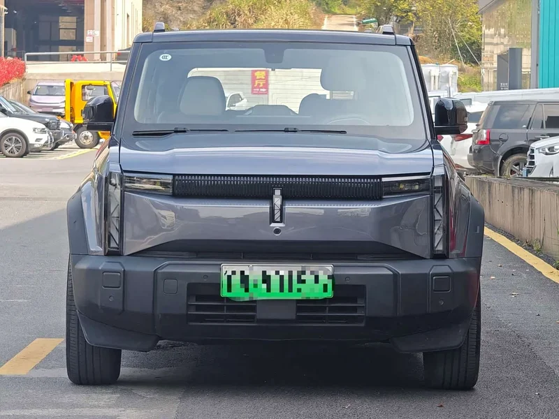 iCAR 03