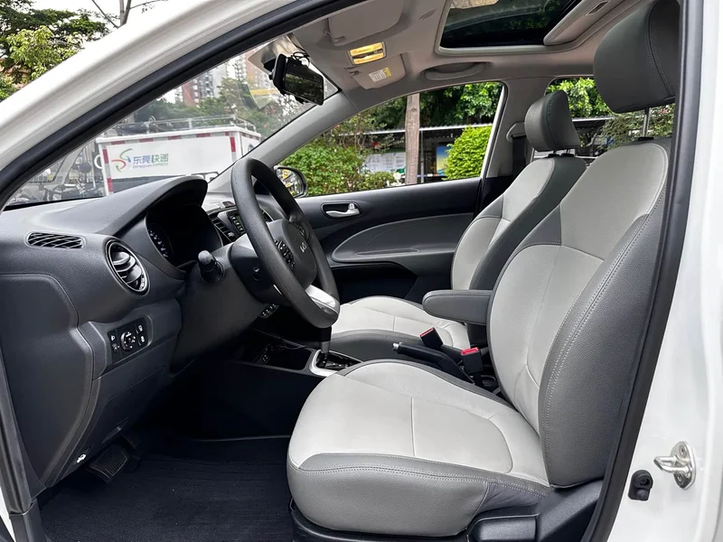 Kia Rio — фото 14