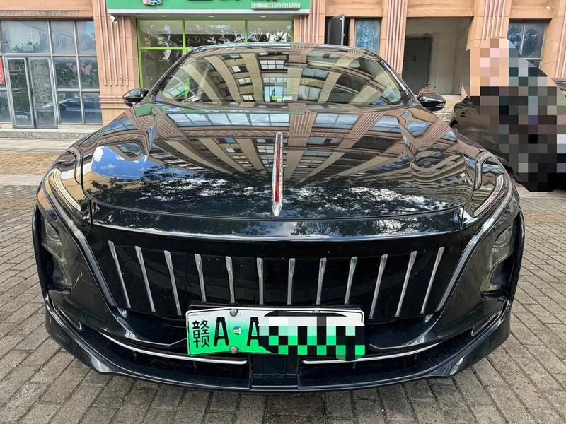 Hongqi E-QM5 — фото 2
