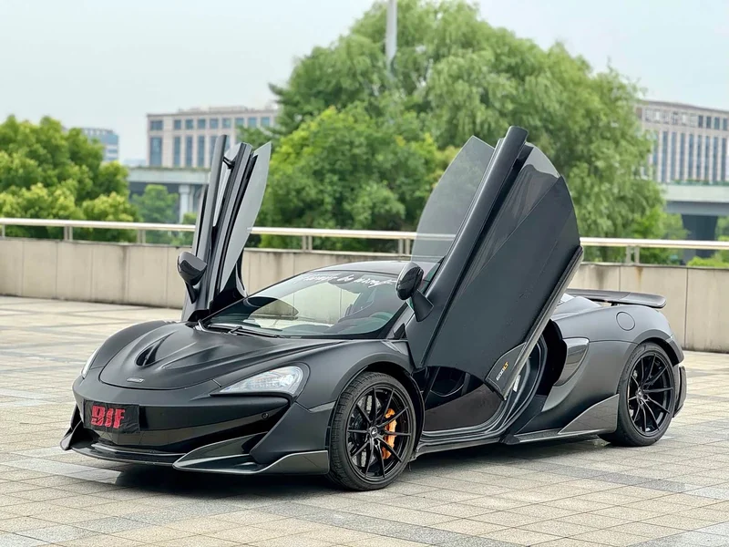 McLaren 600LT — фото 1
