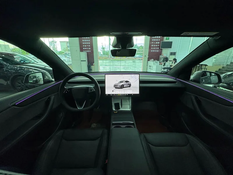 Tesla Model Y — фото 19