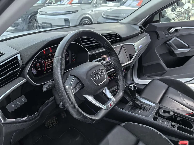 Audi Q3 Sportback — фото 6