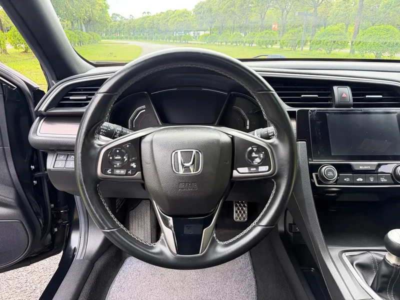 Honda Civic — фото 17