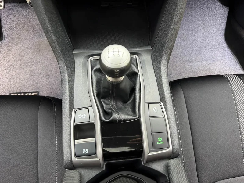 Honda Civic — фото 18