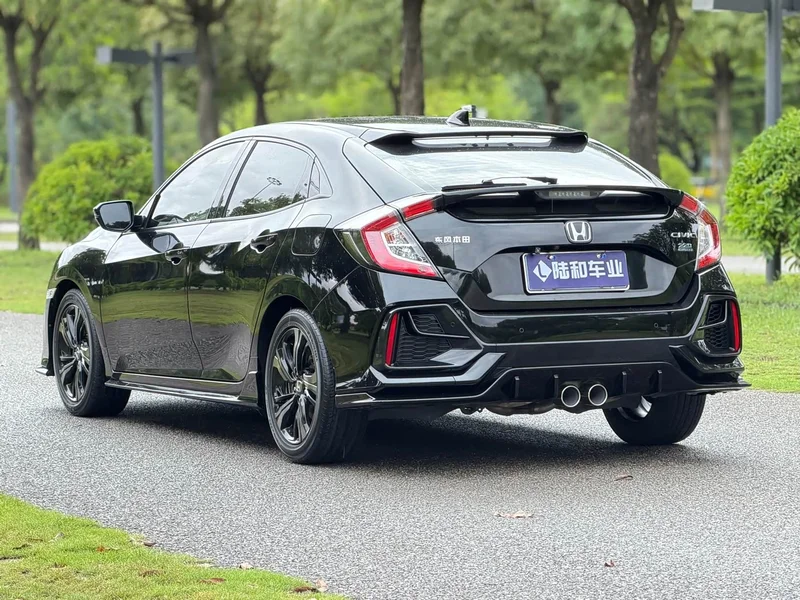 Honda Civic — фото 4