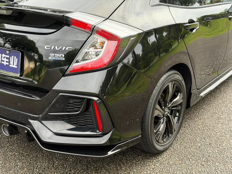 Honda Civic — фото 7