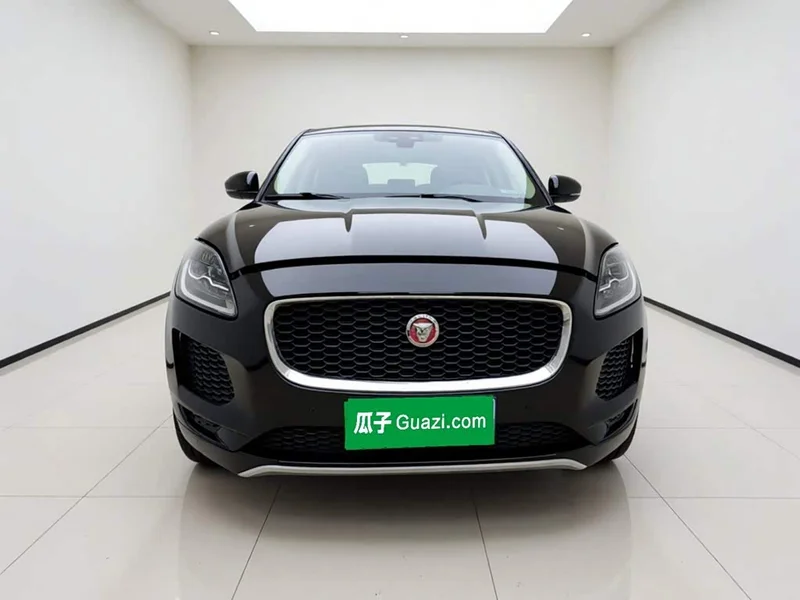Jaguar E-PACE — фото 2