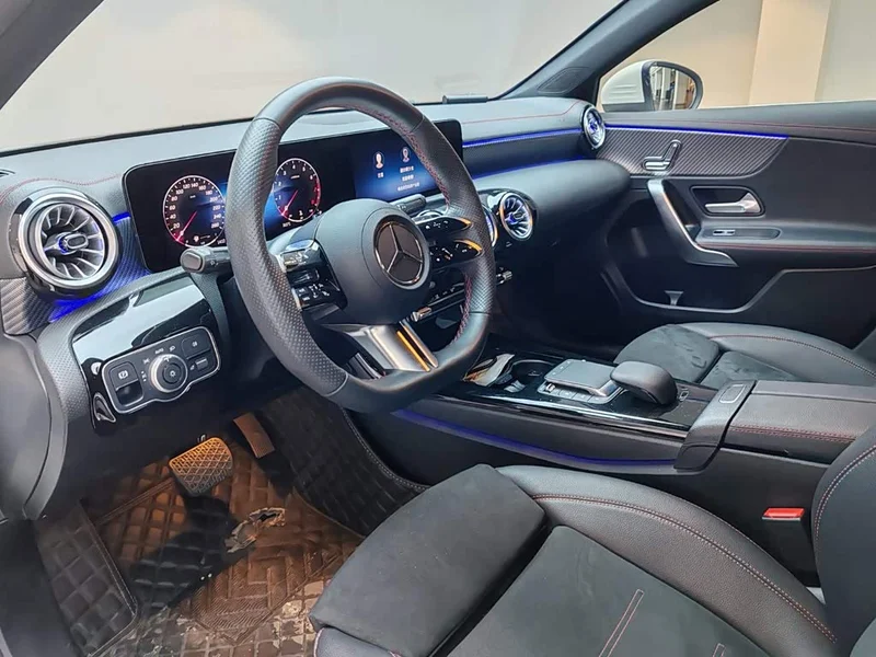 Mercedes-Benz A-Class — фото 10