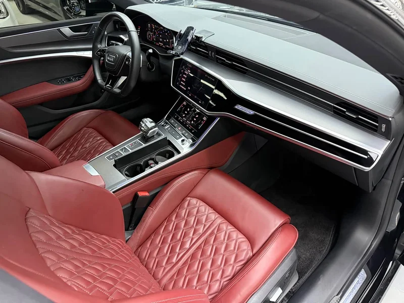 Audi A7L — фото 11
