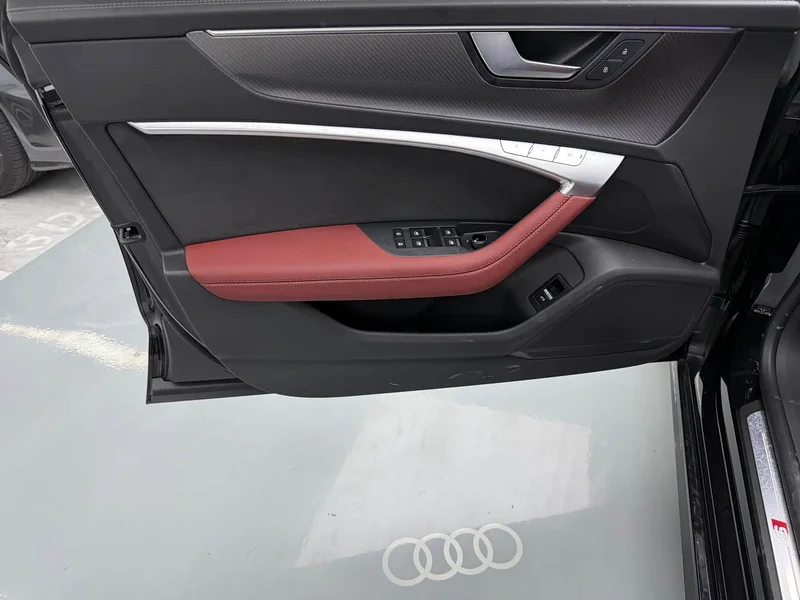 Audi A7L — фото 6