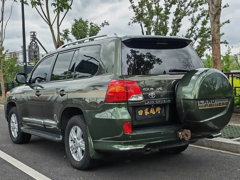 Toyota Land Cruiser (Imported) — фото 7