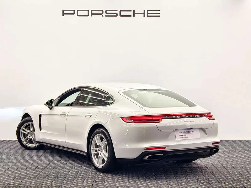 Porsche Panamera — фото 7