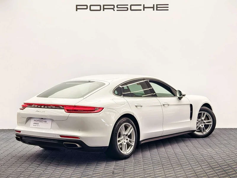 Porsche Panamera — фото 8