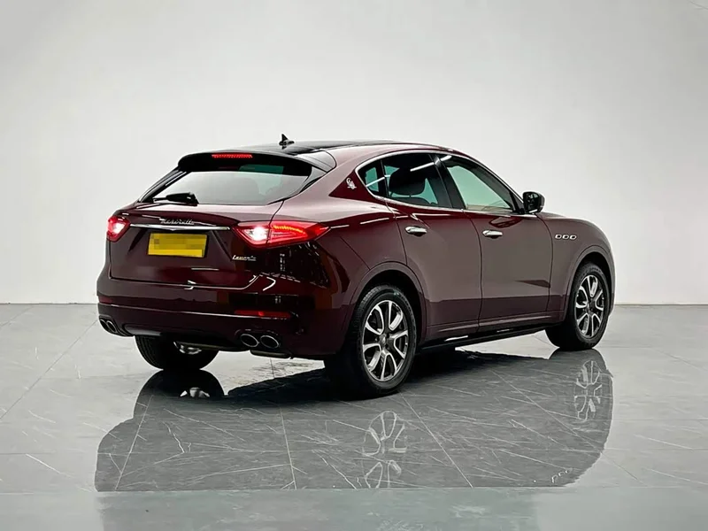 Maserati Levante — фото 6