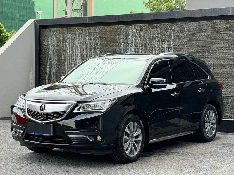 Acura MDX — фото 1