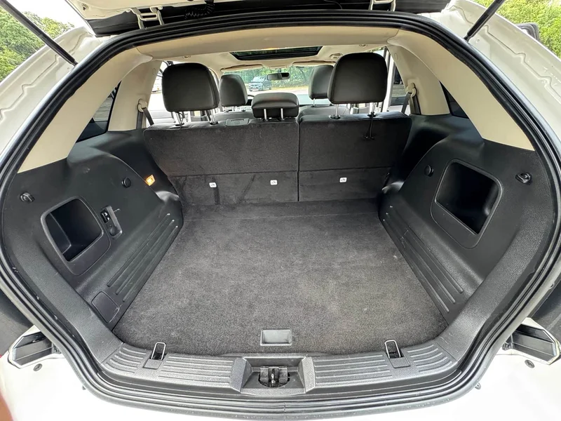 Ford Edge — фото 15