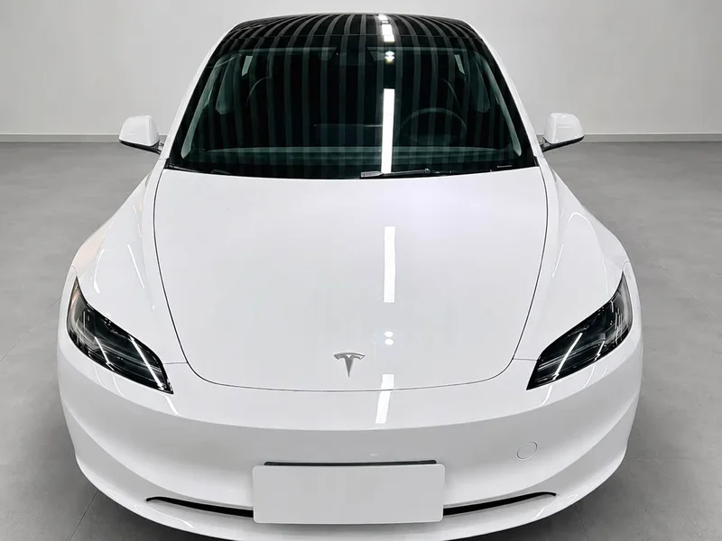 Tesla Model 3 — фото 2