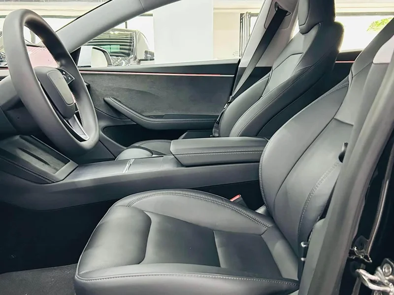 Tesla Model 3 — фото 7