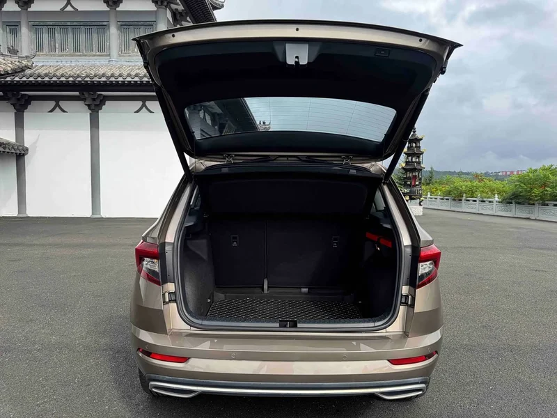 Skoda Karoq — фото 20