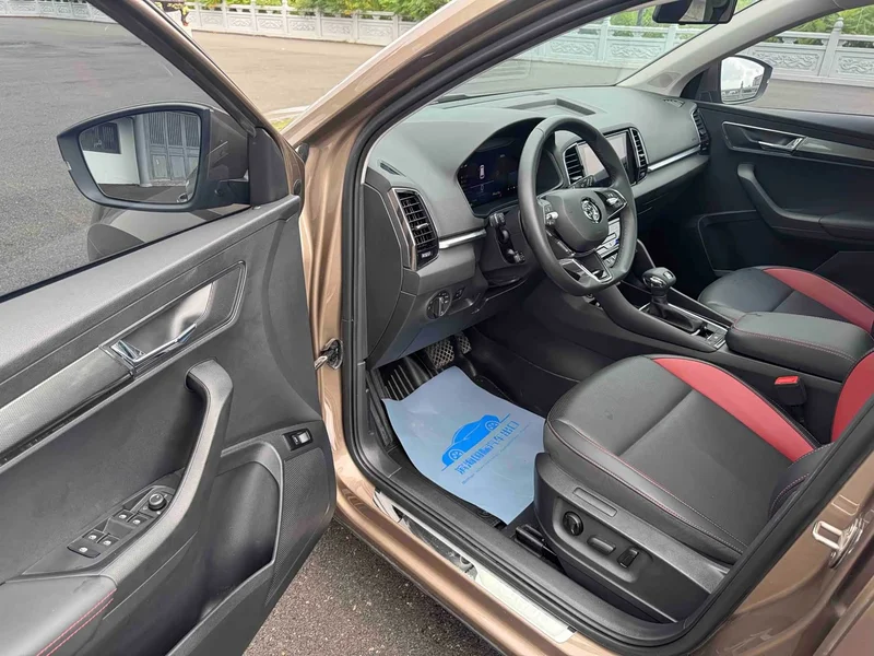 Skoda Karoq — фото 7