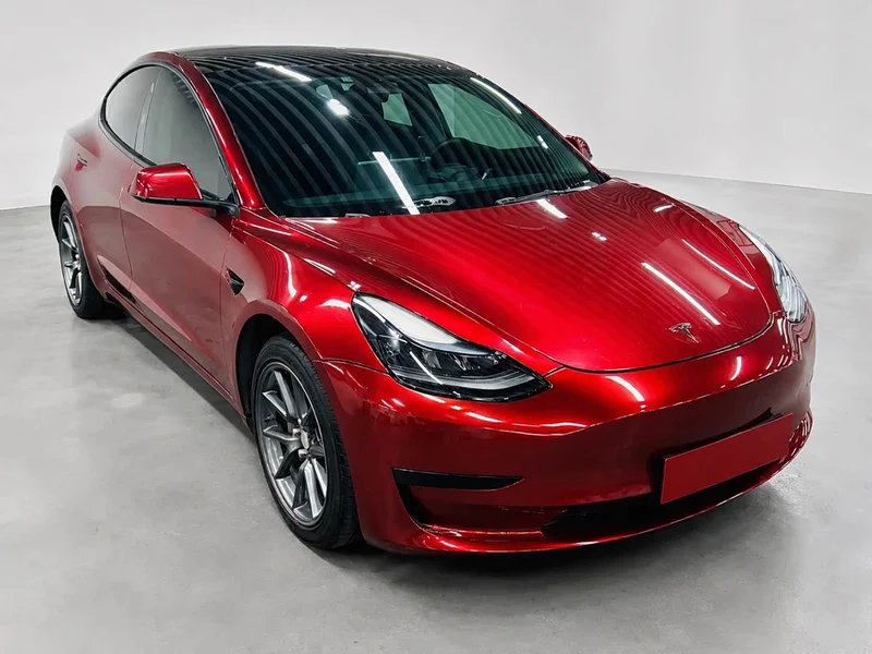 Tesla Model 3 — фото 3
