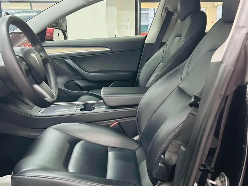 Tesla Model 3 — фото 6