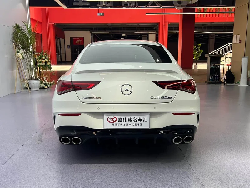 Mercedes-Benz CLA AMG — фото 16