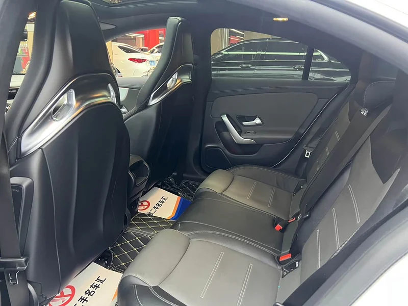 Mercedes-Benz CLA AMG — фото 10