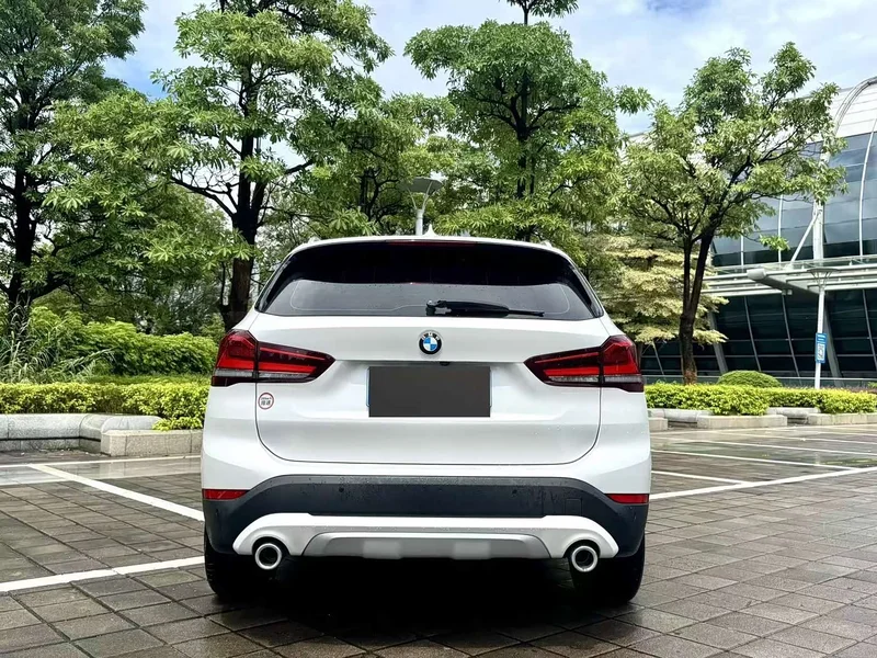 BMW X1 — фото 3