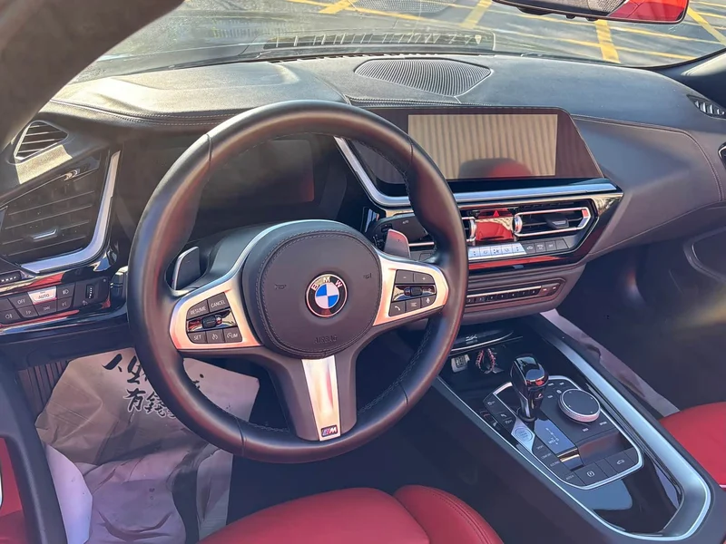 BMW Z4 — фото 9