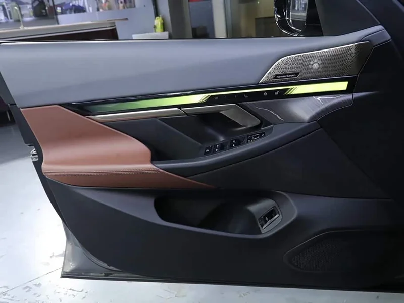 BMW i5 — фото 11