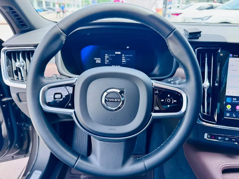 Volvo S90 — фото 7
