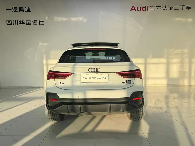 Audi Q3 Sportback — фото 5