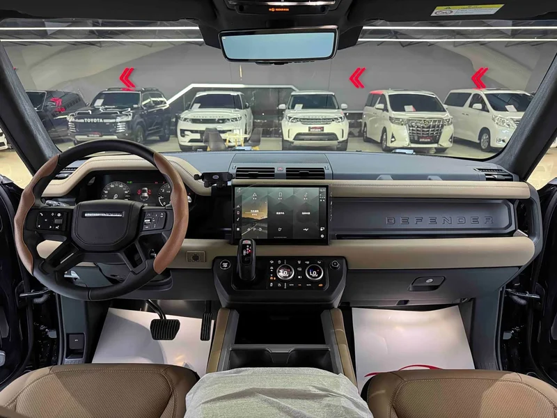 Land Rover Defender — фото 11