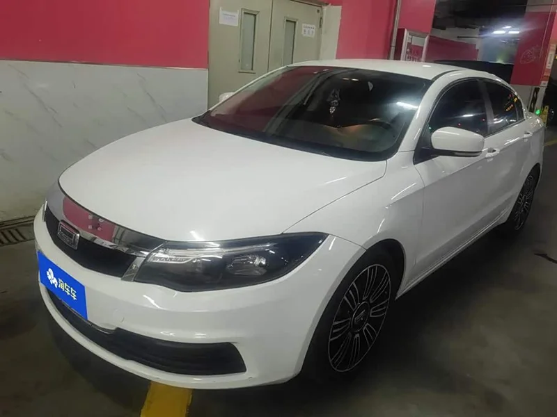 Qoros 3