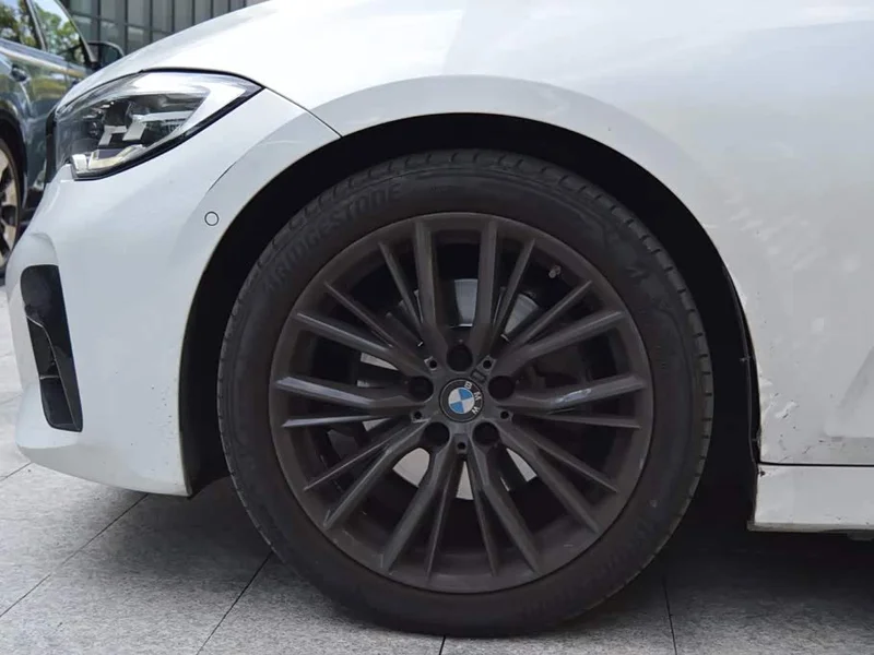 BMW 3-Series — фото 12
