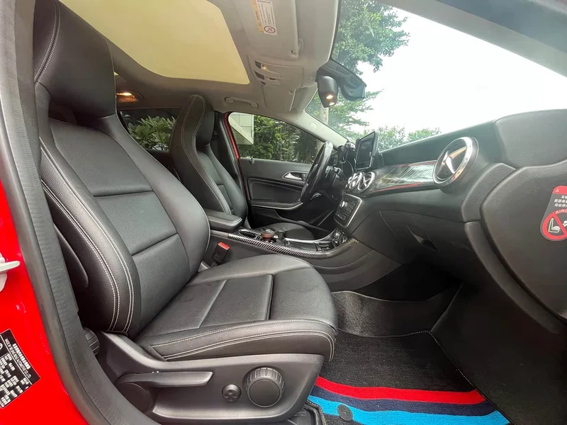 Mercedes-Benz GLA — фото 6