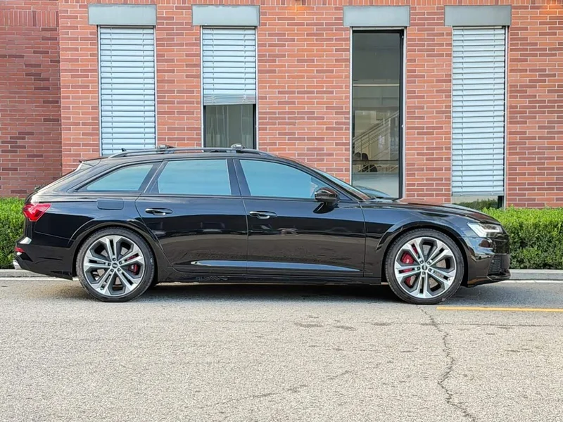 Audi A6 — фото 12