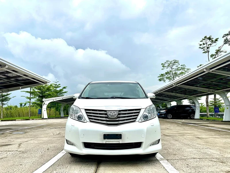 Toyota Alphard — фото 3