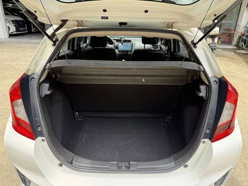 Honda Fit — фото 13