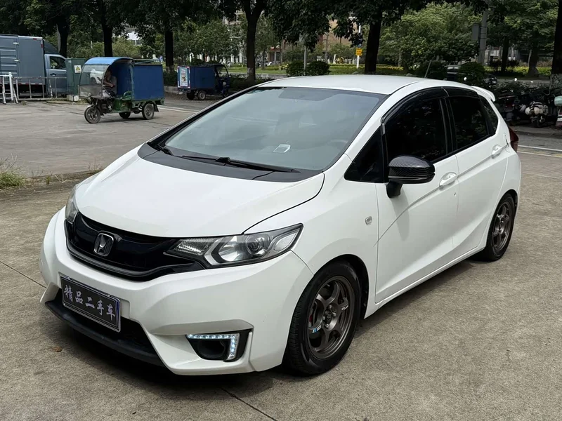 Honda Fit — фото 3