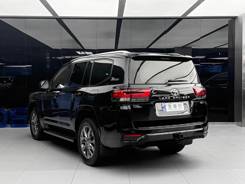 Toyota Land Cruiser (Imported) — фото 4